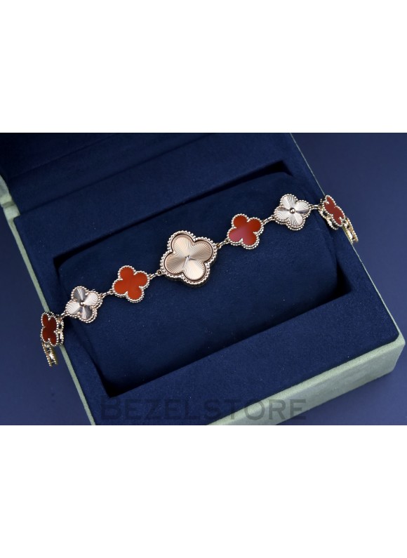 Van Cleef & Arpels Arpels Sweet Alhambra 22.7 mm VCARPBLY00